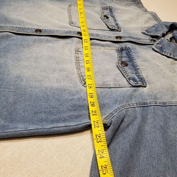 JouJou Denim Shacket NWT in Size  S - Picture 3 of 11